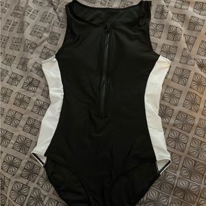 Front Zipper One Piece Bathing Suit